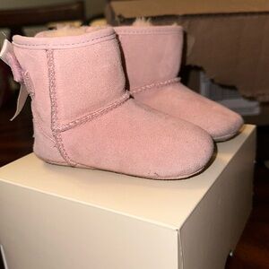 Girl infant Uggs